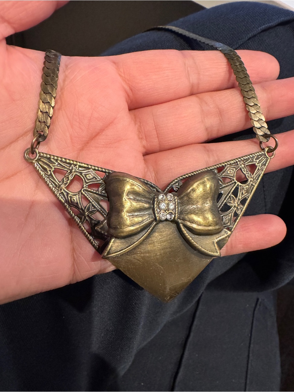Vintage Brass Bow Heart Statement Necklace - Antique Gold - Picture 2 of 10